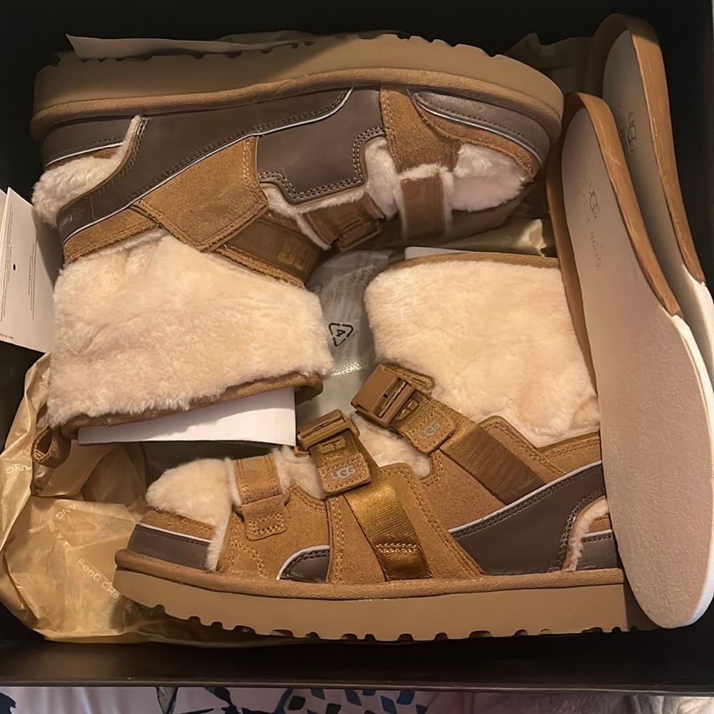 NWT feng Chen wang ugg sandals/boot